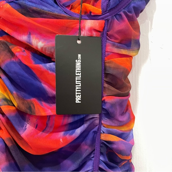 PRETTY LITTLE THINGS DRESS - Picture 4 of 5